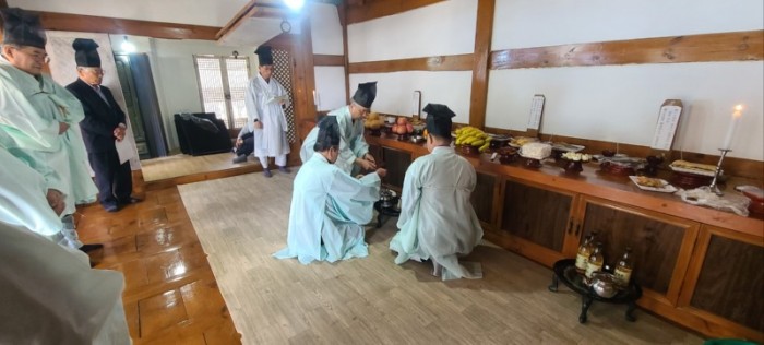 진안헌작.jpg